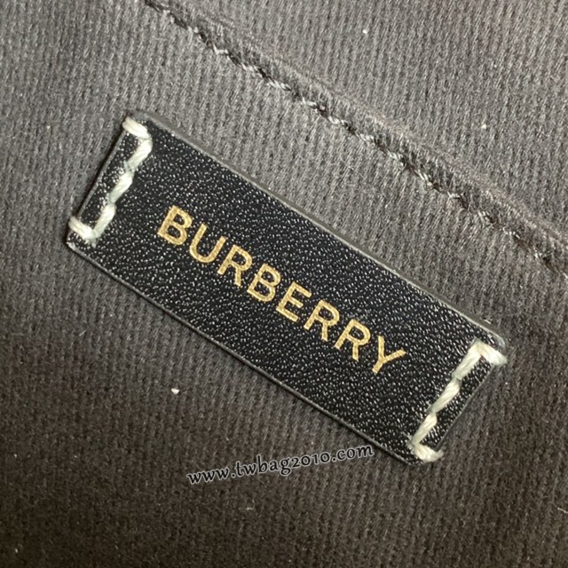 Burberry專門店新款經典格紋帆布斜挎包 巴寶莉男女通用款肩背包 yxb1334